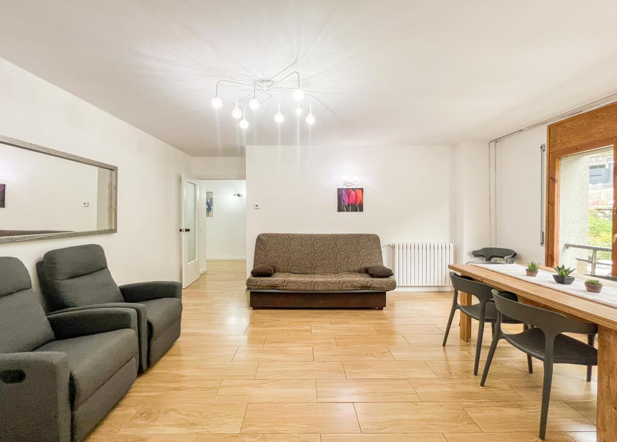 Apartamento Reformado Central Park En El Centro De Andorra Les Escaldes Dış mekan fotoğraf